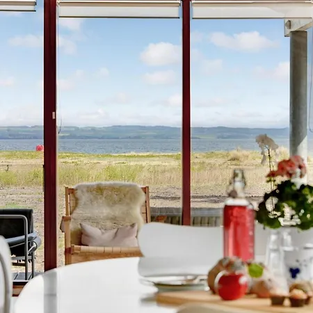 Holiday home Gorgeous In Ega With Wifi