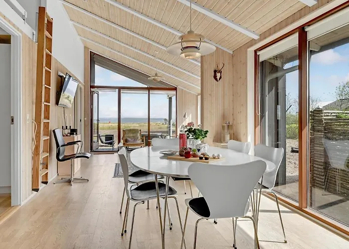 Ferienhaus Gorgeous In With Wifi *
